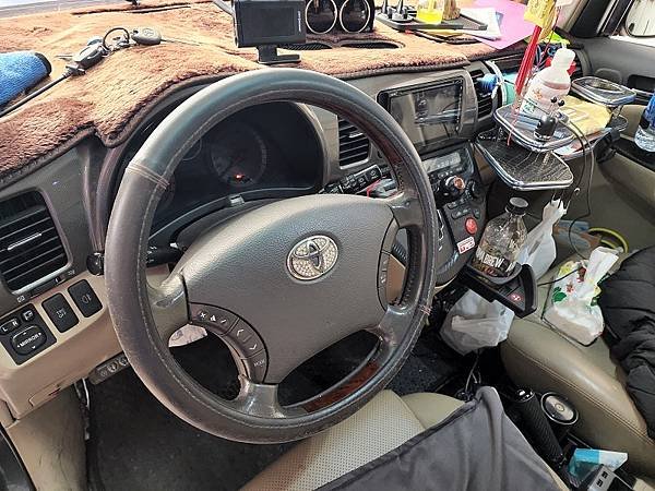 WISH G版安裝 日規三幅 保留DISP 行車資訊1.jpg