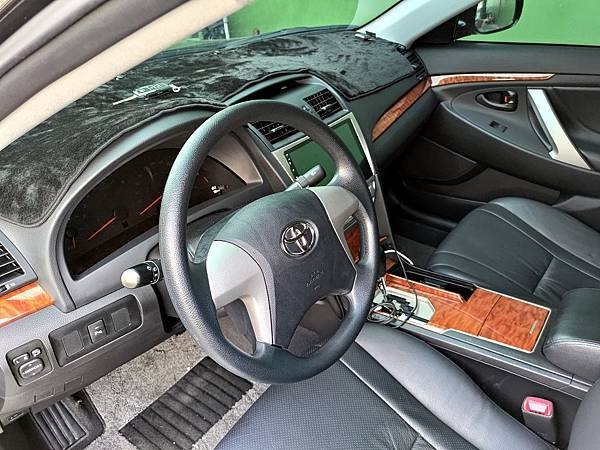 六代CAMRY 改裝 新款RAV4 ALTIS VIOS YARIS 變形蟲卡夢方向盤1.jpg