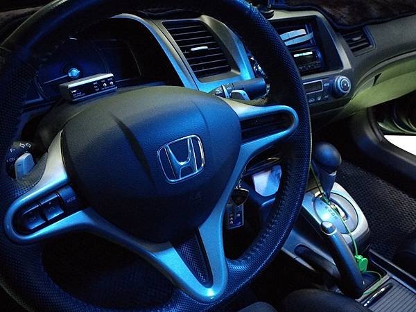 Civic 8代 方控改裝1.jpg