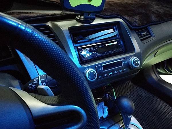 Civic 8代 方控改裝2.jpg