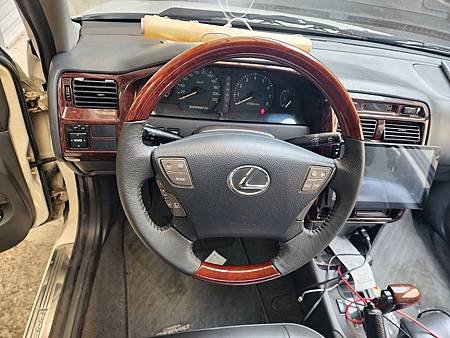 LS460 方向盤安裝 @ PREMIO