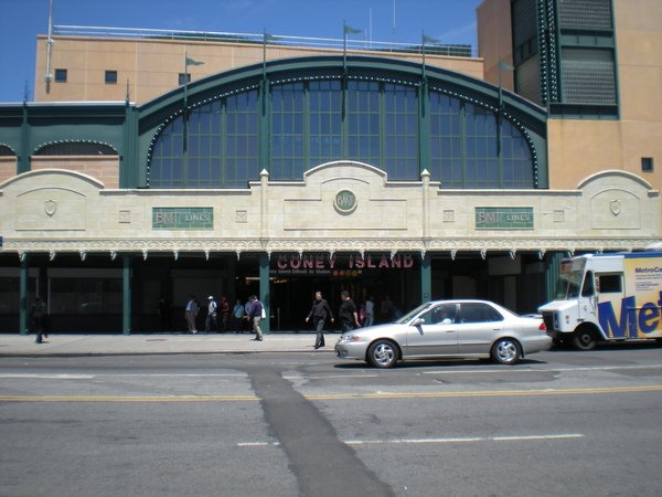 NY Aquarium 附近之地鐵站.JPG