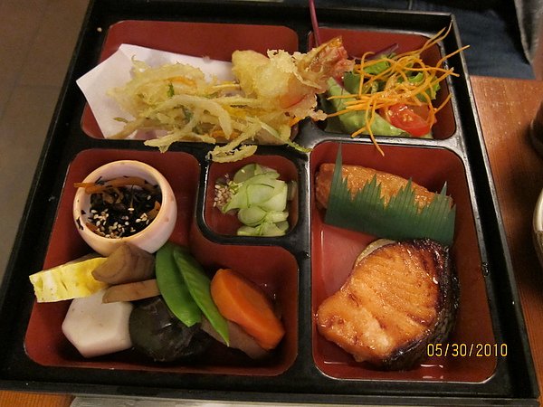 蕎麥屋-Lunch  Specail 2.JPG