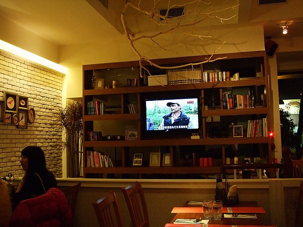 貳樓餐廳公館店