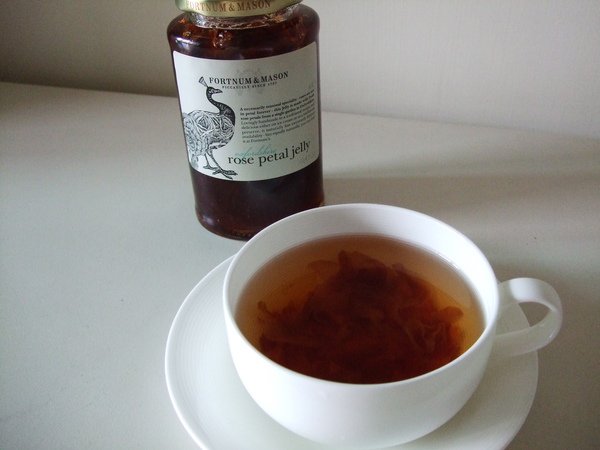 茶點---FORTNUM &amp; MASON 玫瑰花瓣果醬 with 煙燻伯爵茶