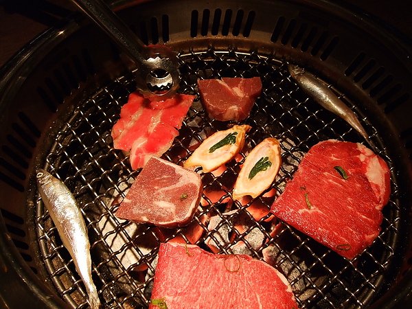 燒匠燒烤。火鍋。無限。