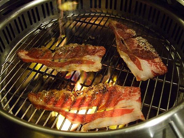 壽亭韓式鍋物日式燒烤