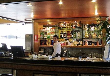 bar.jpg