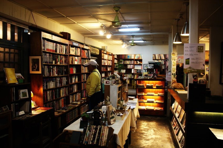 時光二手書屋
