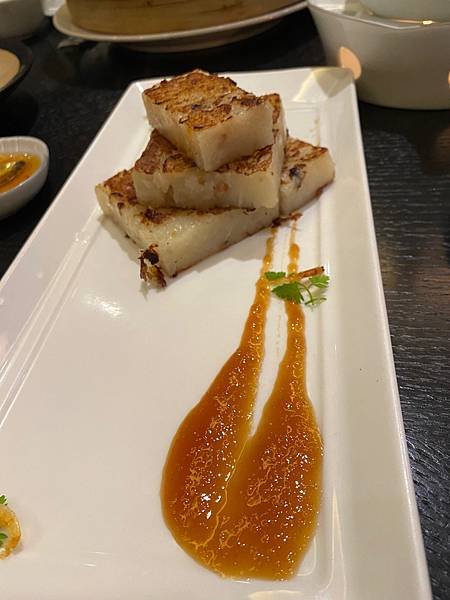 寒舍食譜2024，家庭聚餐，一隻香噴噴烤肥鴨，好吃又滿足