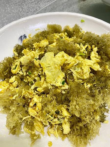 雅方熊貓故鄉，「雅安土砂鍋」旅行團午餐