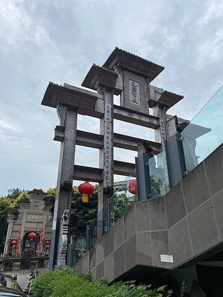 成都【巴國布衣】，連續米其林星星，稻城亞丁旅行團餐，麻辣鹹，