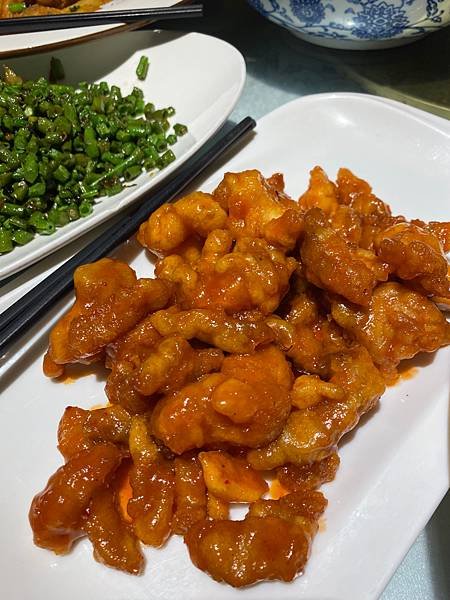 成都【巴國布衣】，連續米其林星星，稻城亞丁旅行團餐，麻辣鹹，