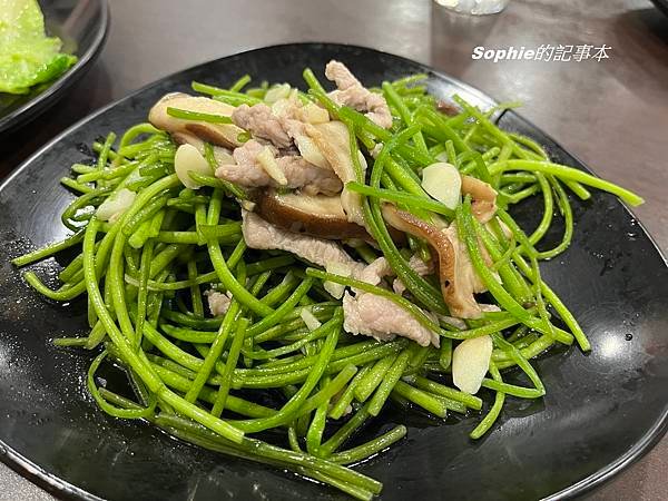 [捷運石牌站美食]晶潮香熱炒
