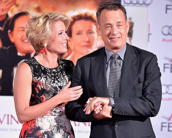 disney-saving-mr-banks-premiere-afi-fest-2013-hollywood-hand-and-footprint-ceremony-emma-thompson-tom-hanks