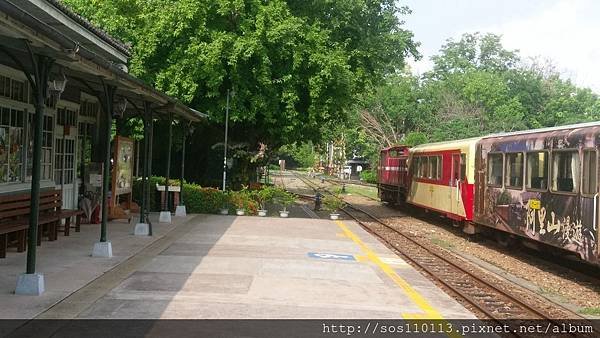 嘉義北門車站→搭乘小火車→前往奮起湖車站