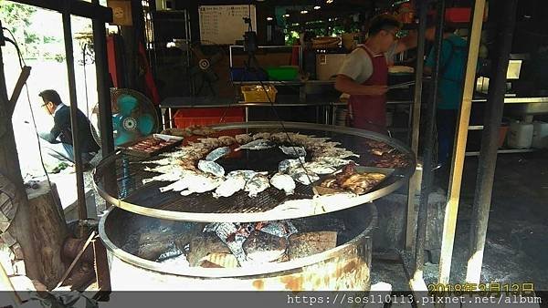 阿里山風味餐鹽烤魚 香腸 山豬肉