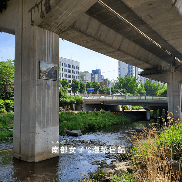 [韓國]2023年首爾IG人氣打卡點-弘濟川瀑布咖啡廳，喝咖