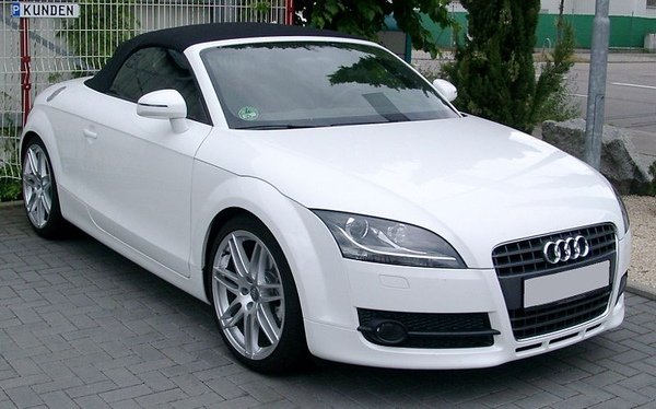 800px-Audi_TT_Roadster_front_20080524.jpg