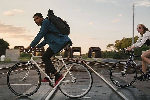 levis2016