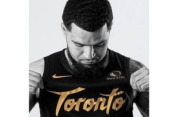 https___hypebeast.com_image_2019_11_ovo-octobers-very-own-toronto-raptors-nike-city-edition-uniforms-1.jpg