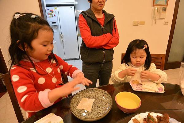 亞亞的新年夜間料理時間 (12).JPG