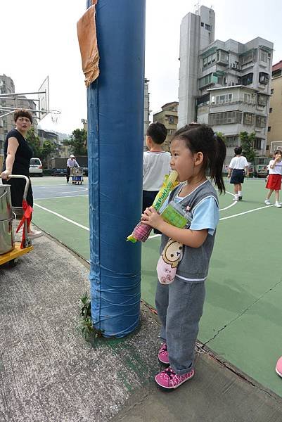 亞亞的校慶 (47).JPG