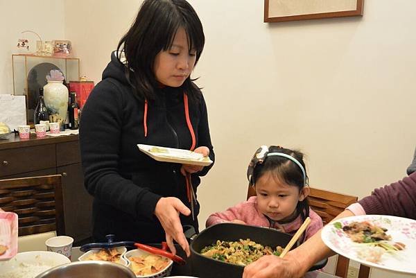 亞亞的2016新年大餐《夜場》 (4).JPG