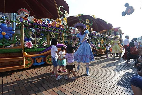 香港迪士尼樂園：迪士尼明星嘉年華列車 (32).JPG