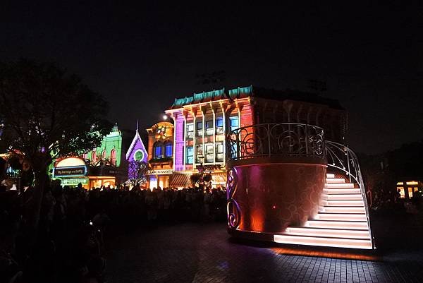 香港迪士尼樂園：「迪士尼光影匯」夜間巡遊 (37).JPG