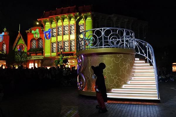 香港迪士尼樂園：「迪士尼光影匯」夜間巡遊 (41).JPG