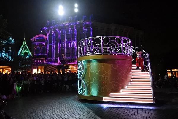 香港迪士尼樂園：「迪士尼光影匯」夜間巡遊 (48).JPG