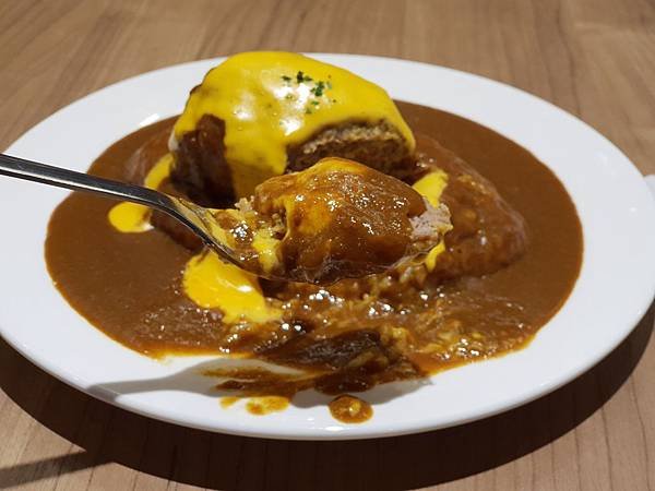 台北市Izumi Curryいずみカリー微風店 (7).jpg