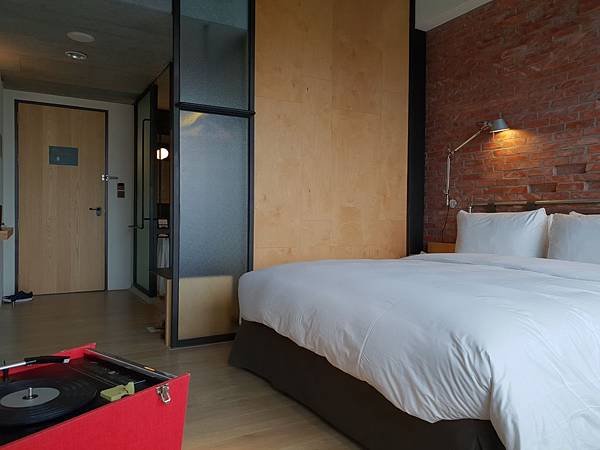 台南市U.I.J HOTEL %26; HOSTEL：友樂客房 (12).jpg