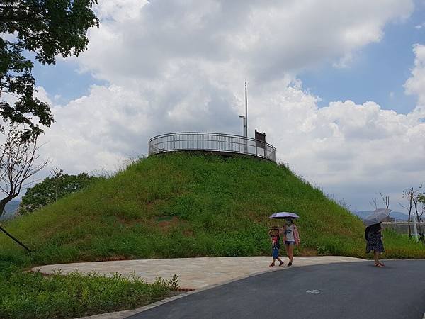 台北縣中和市員山公園 (20).jpg