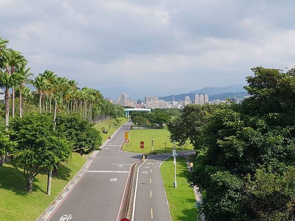 台北市華中河濱公園 (7).jpg