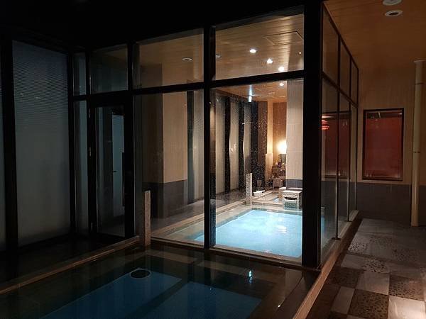 日本東京都CANDEO HOTELS TOKYO SHIMBASHI：SKYSPA+洗衣間 (1).jpg