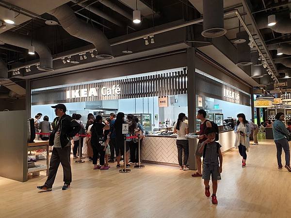 台北縣新店市IKEA新店店：IKEA CAFE (25).jpg