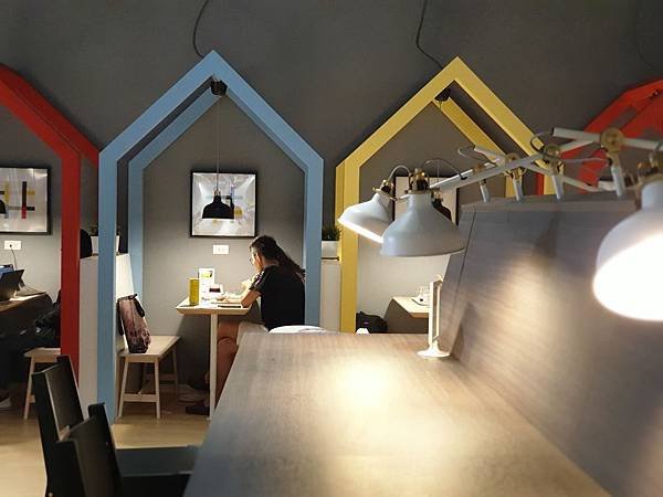 台北縣新店市IKEA新店店：IKEA CAFE (17).jpg