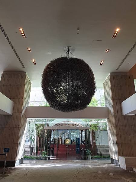 泰國曼谷Millennium Hilton Bangkok：外觀+大廳 (9).jpg