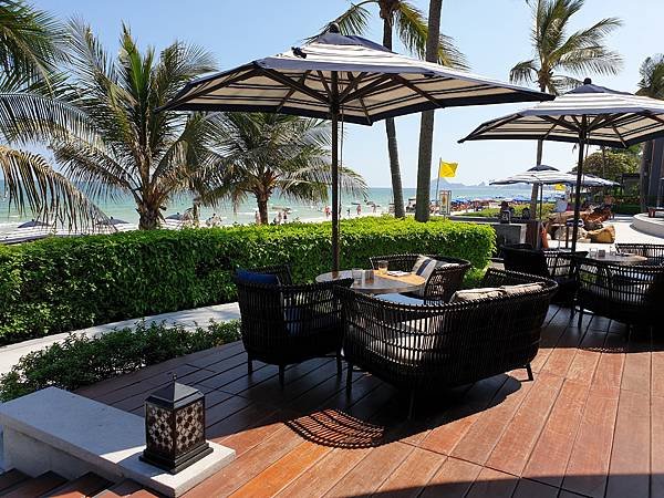 泰國華欣Hua Hin Marriott Resort %26; Spa：Pool Bar (21).jpg