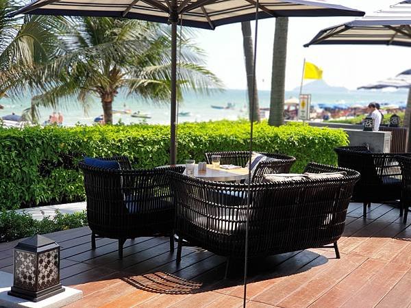 泰國華欣Hua Hin Marriott Resort %26; Spa：Pool Bar (24).jpg