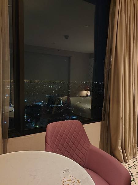 AVANI Sukhumvit Bangkok：Avani skyline Deluxe Room (30).jpg