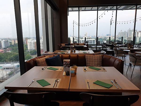 泰國曼谷AVANI Sukhumvit Bangkok：Greenhouse Restaurant %26; Terrace (32).jpg