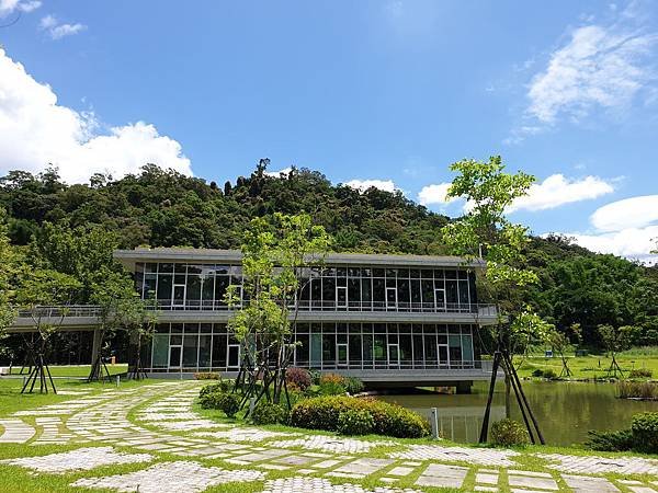 台北市國立政治大學達賢圖書館 (44).jpg