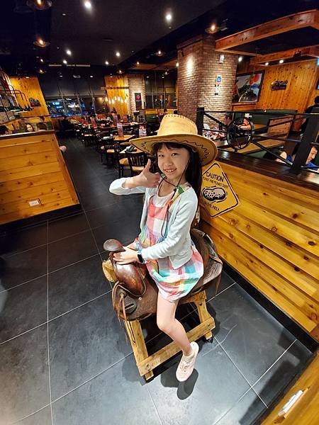 桃園縣中壢市TEXAS ROADHOUSE新光店 (1).jpg