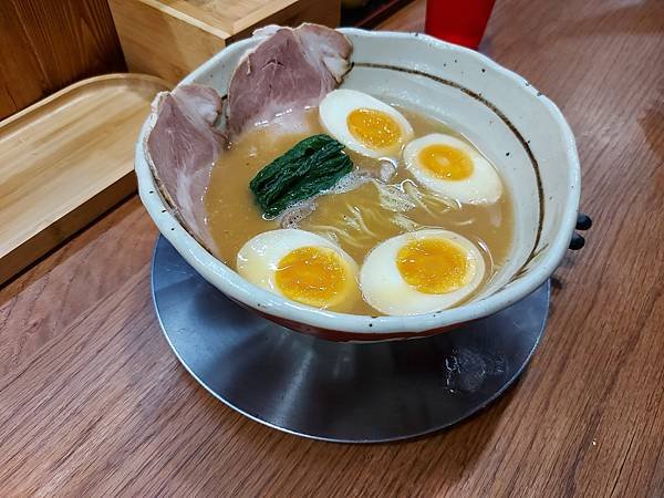 台北市よってこや京都柚子豚骨拉麺研究中心中山店 (11).jpg