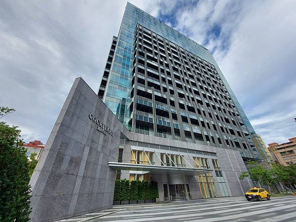 台北市台北國泰萬怡酒店：外觀+大廳 (6).jpg