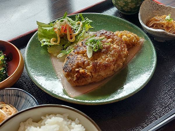 花蓮縣花蓮市神田や 定食 丼もの (6).jpg