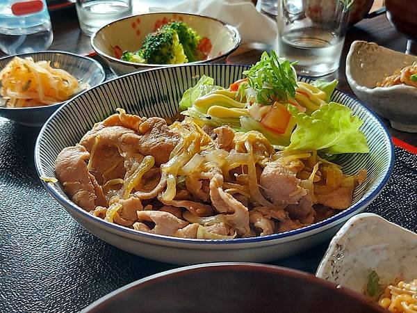 花蓮縣花蓮市神田や 定食 丼もの (10).jpg